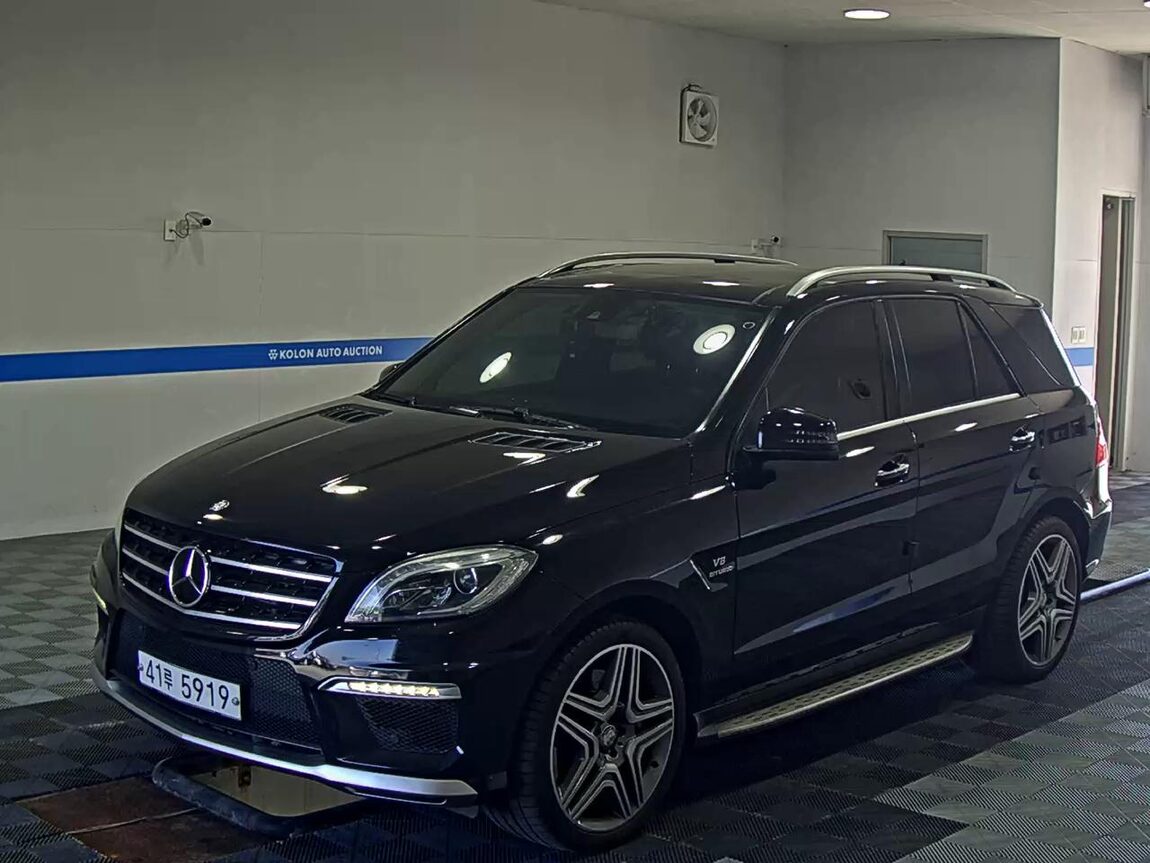 MERCEDES-BENZ M-CLASS (3RD GEN) ML63 AMG 2013 - zdjęcie 2
