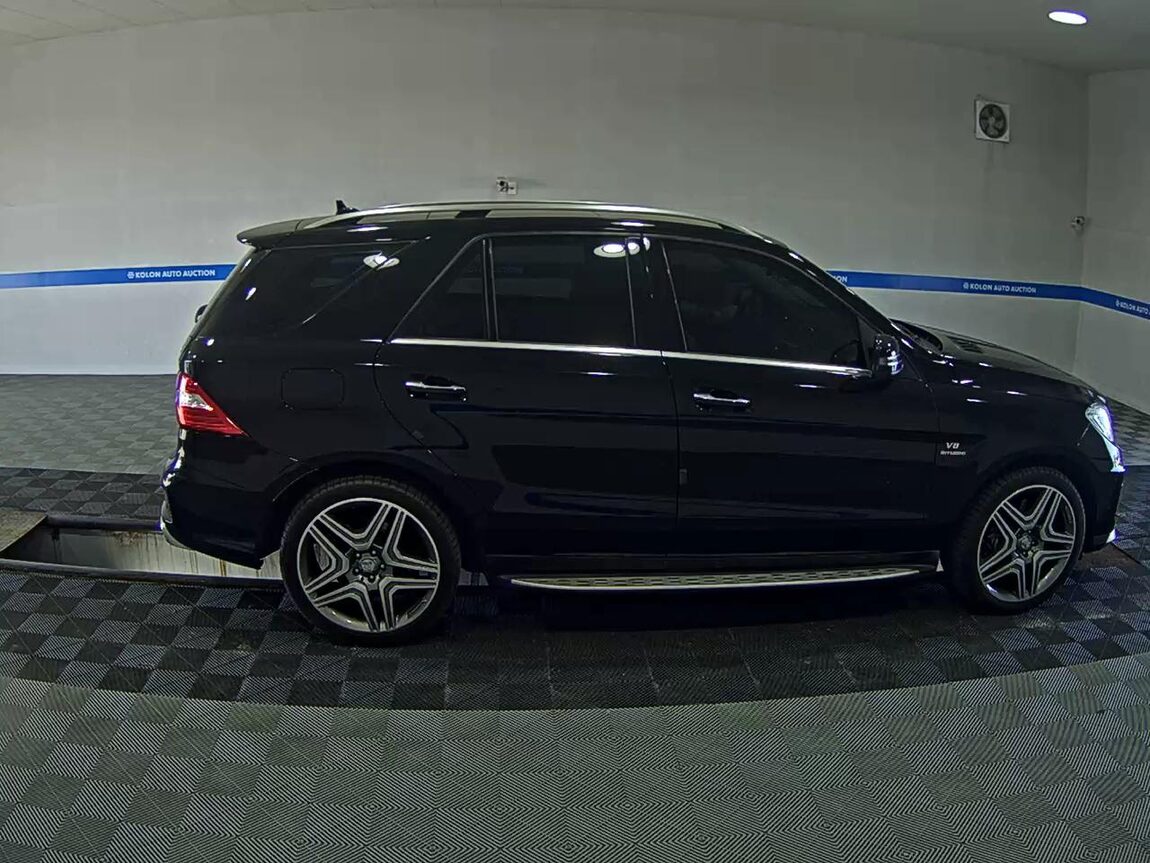 MERCEDES-BENZ M-CLASS (3RD GEN) ML63 AMG 2013 - zdjęcie 4