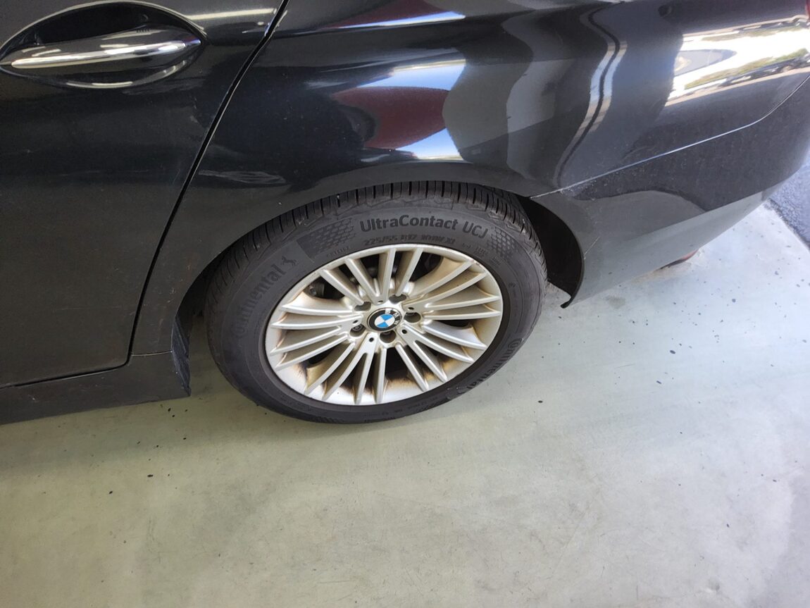 BMW 5 SERIES (6TH GEN) 520d xDRIVE 2015 - zdjęcie 22
