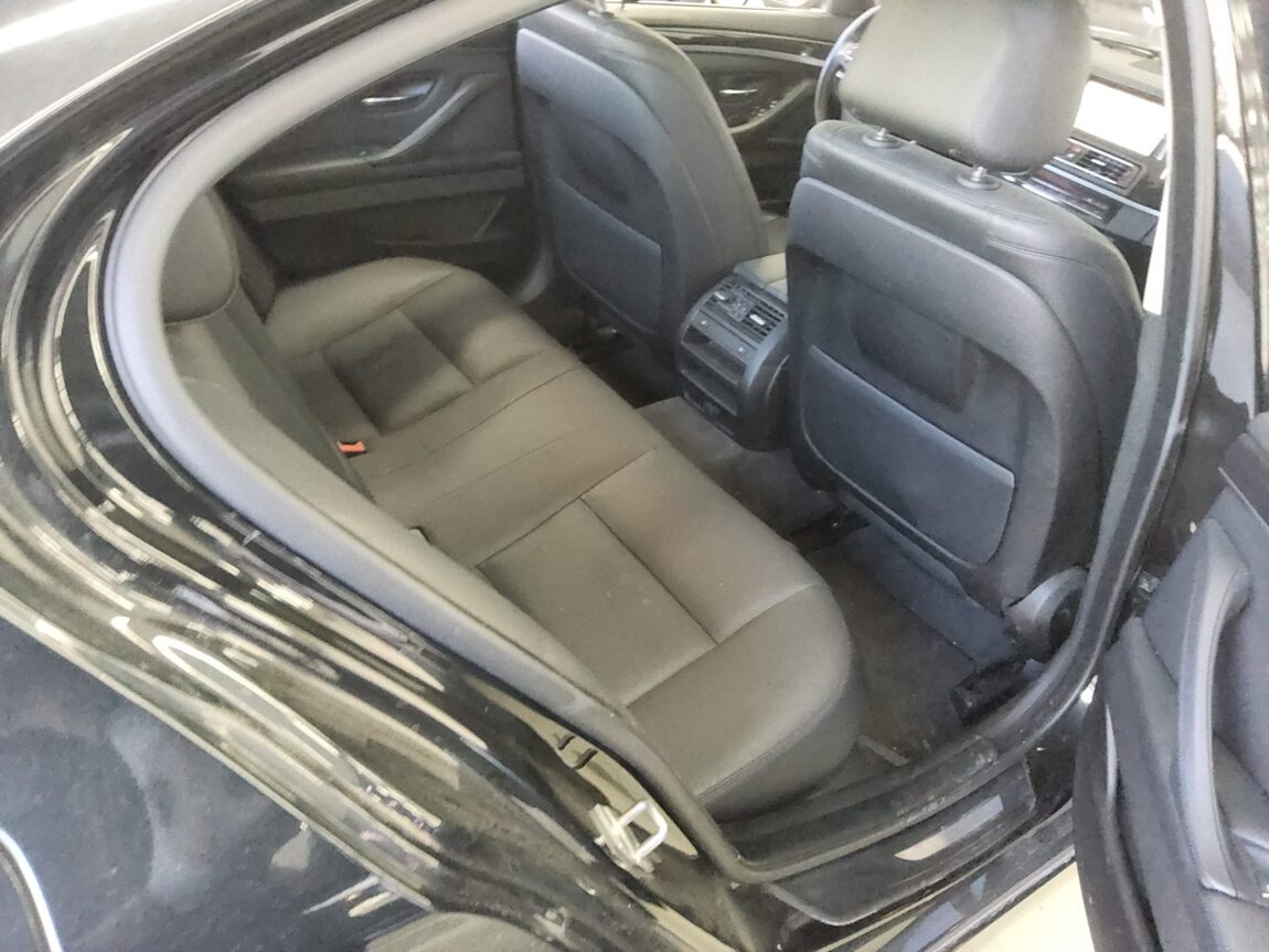 BMW 5 SERIES (6TH GEN) 520d xDRIVE 2015 - zdjęcie 13