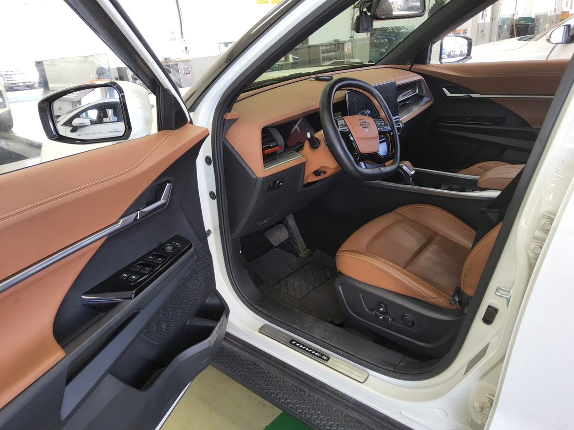 KG MOBILITY (SSANGYONG) TORRES 1.5 GDI-T 2WD T7 2023 - zdjęcie 10