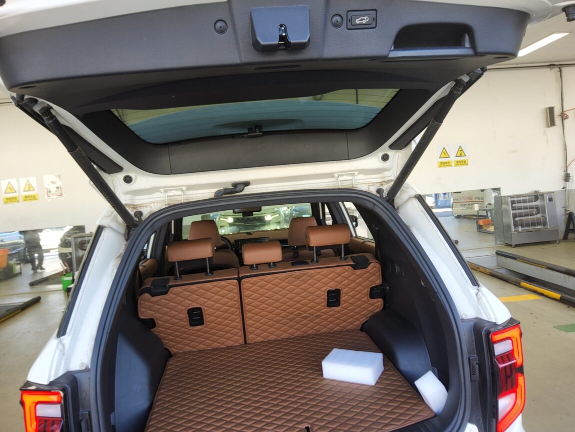 KG MOBILITY (SSANGYONG) TORRES 1.5 GDI-T 2WD T7 2023 - zdjęcie 15