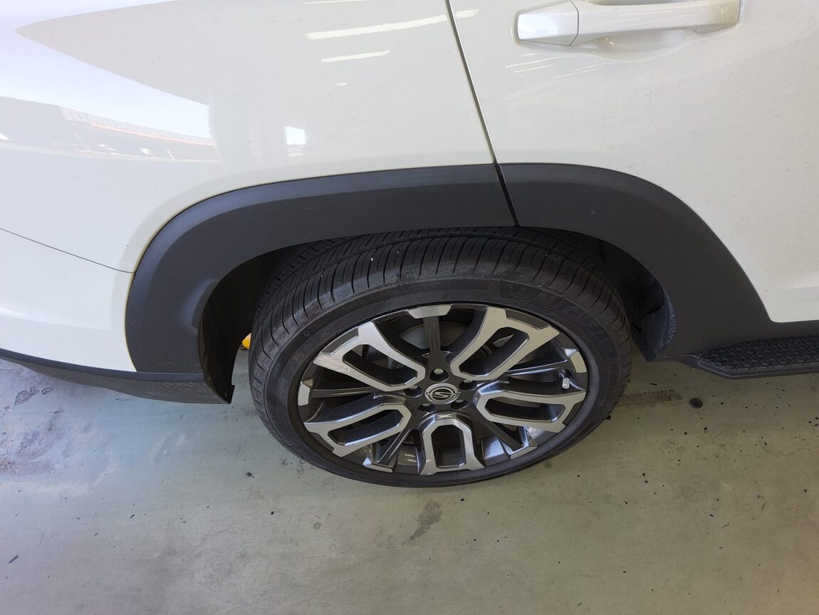 KG MOBILITY (SSANGYONG) TORRES 1.5 GDI-T 2WD T7 2023 - zdjęcie 24