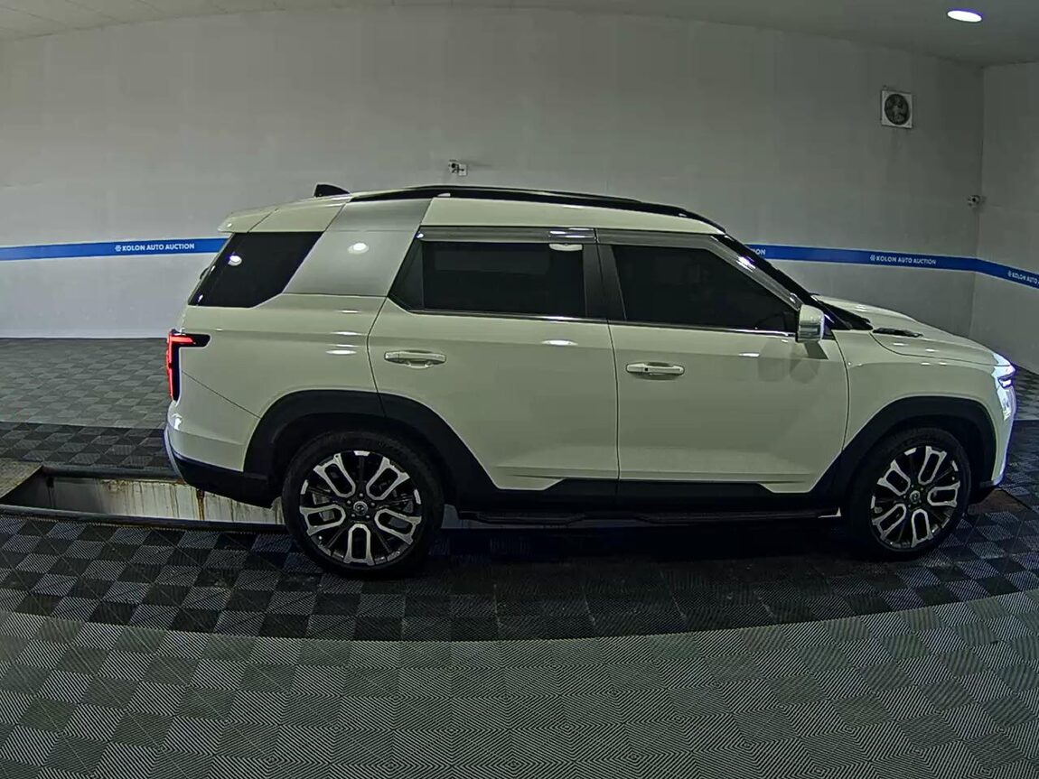 KG MOBILITY (SSANGYONG) TORRES 1.5 GDI-T 2WD T7 2023 - zdjęcie 4