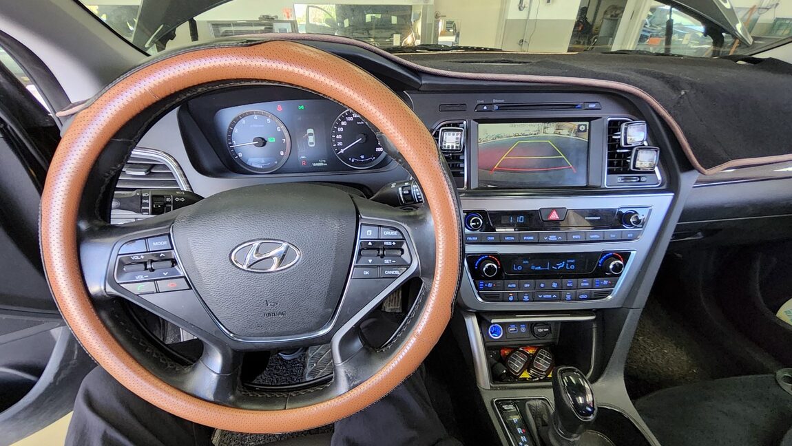 HYUNDAI LF SONATA 2.0 CVVL SMART 2015 - zdjęcie 19