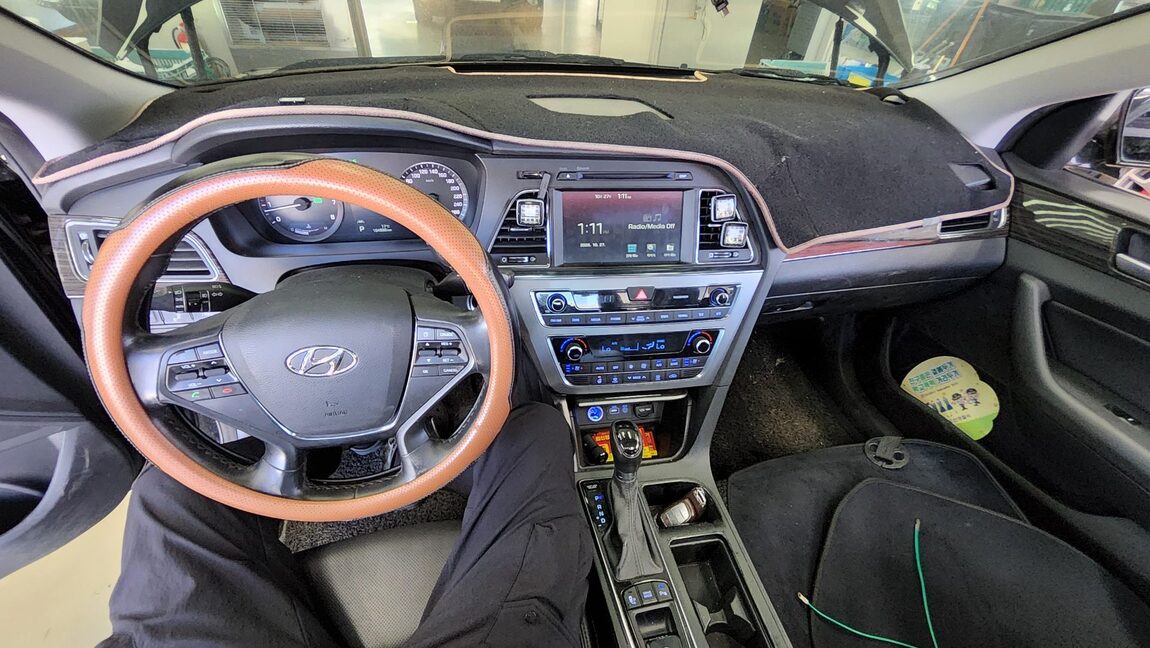 HYUNDAI LF SONATA 2.0 CVVL SMART 2015 - zdjęcie 11