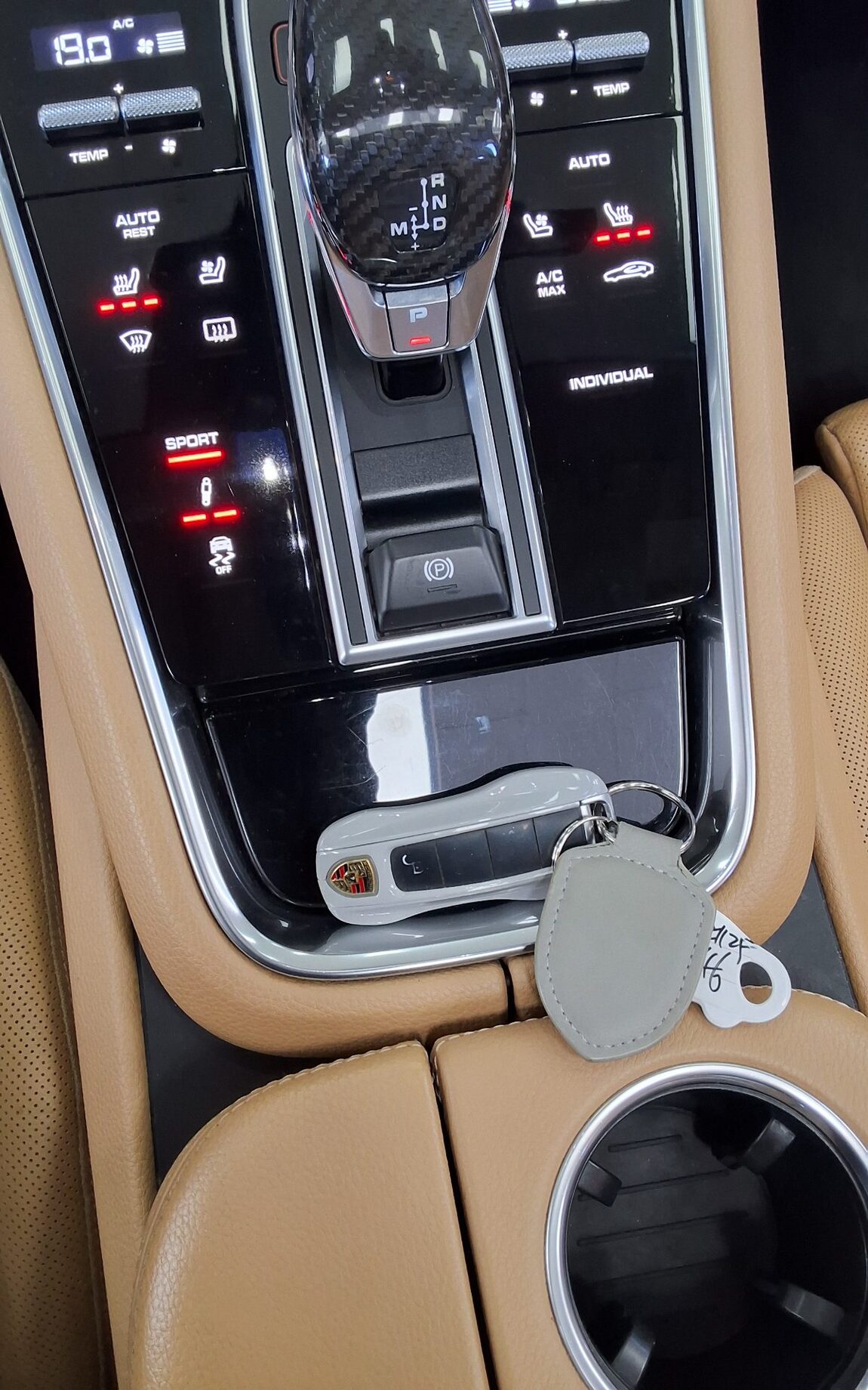 PORSCHE PANAMERA (2ND GEN) 3.0 4 2018 - zdjęcie 20