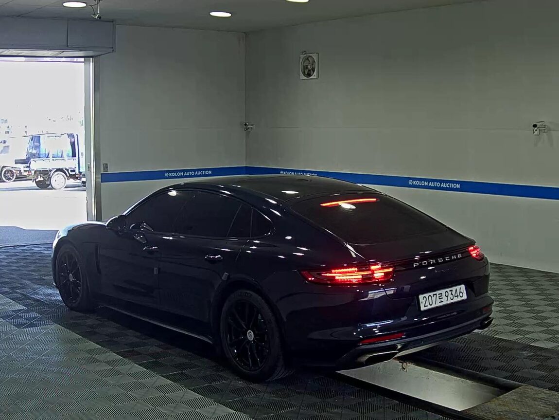 PORSCHE PANAMERA (2ND GEN) 3.0 4 2018 - zdjęcie 6
