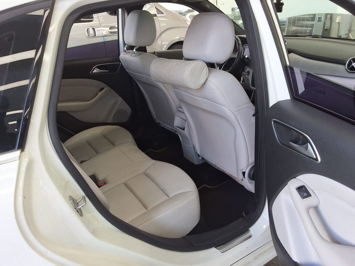 MERCEDES-BENZ B-CLASS (2ND GEN) B200 CDI BLUE EFFICIENCY SPORT PACK 2013 - zdjęcie 13