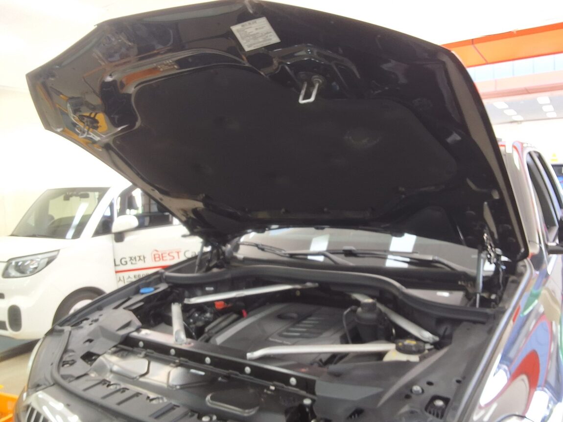 BMW X5 (4TH GEN) 40i xDRIVE X LINE 2021 - zdjęcie 18