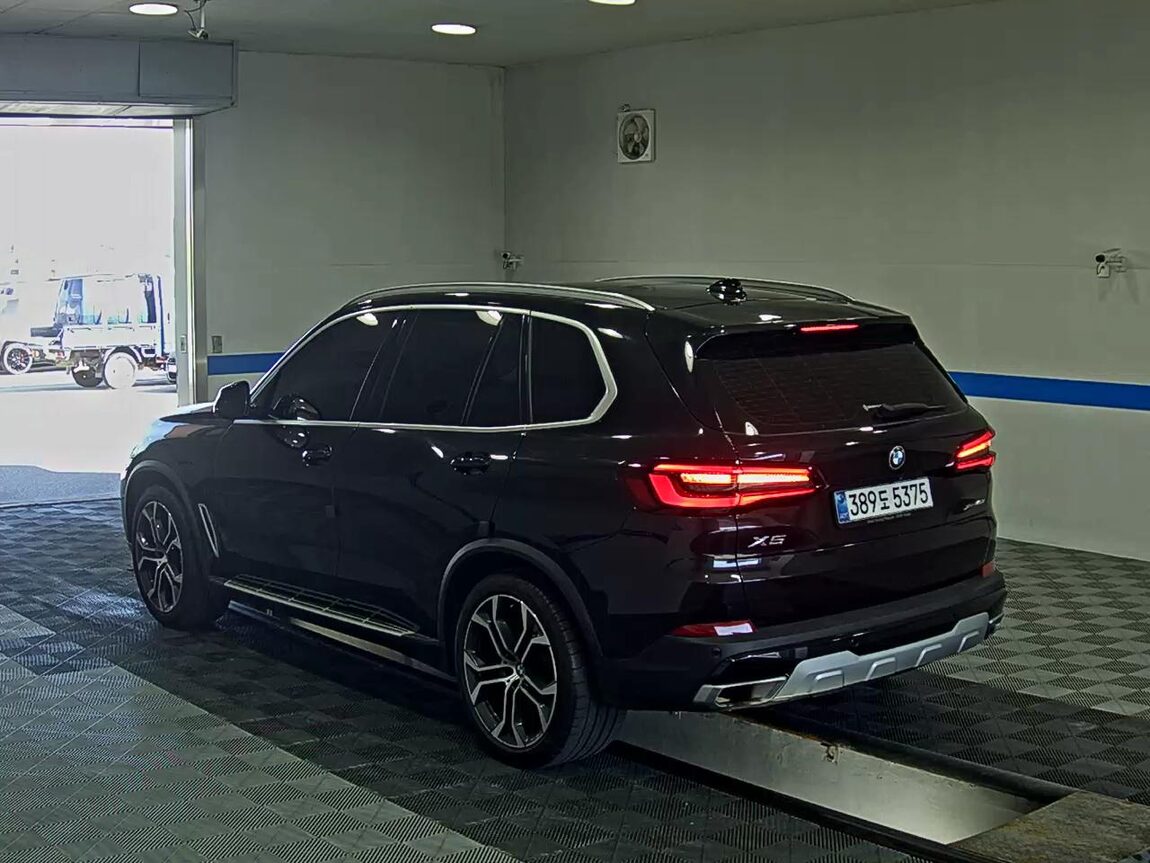 BMW X5 (4TH GEN) 40i xDRIVE X LINE 2021 - zdjęcie 6