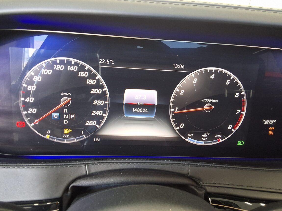 MERCEDES-BENZ S-CLASS (6TH GEN) MAYBACH S560 4MATIC 2019 - zdjęcie 9