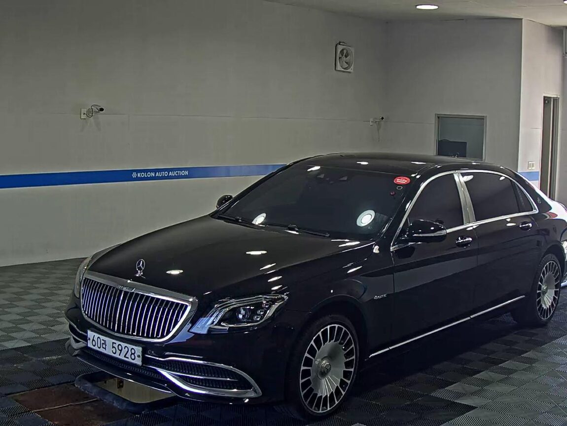 MERCEDES-BENZ S-CLASS (6TH GEN) MAYBACH S560 4MATIC 2019 - zdjęcie 2
