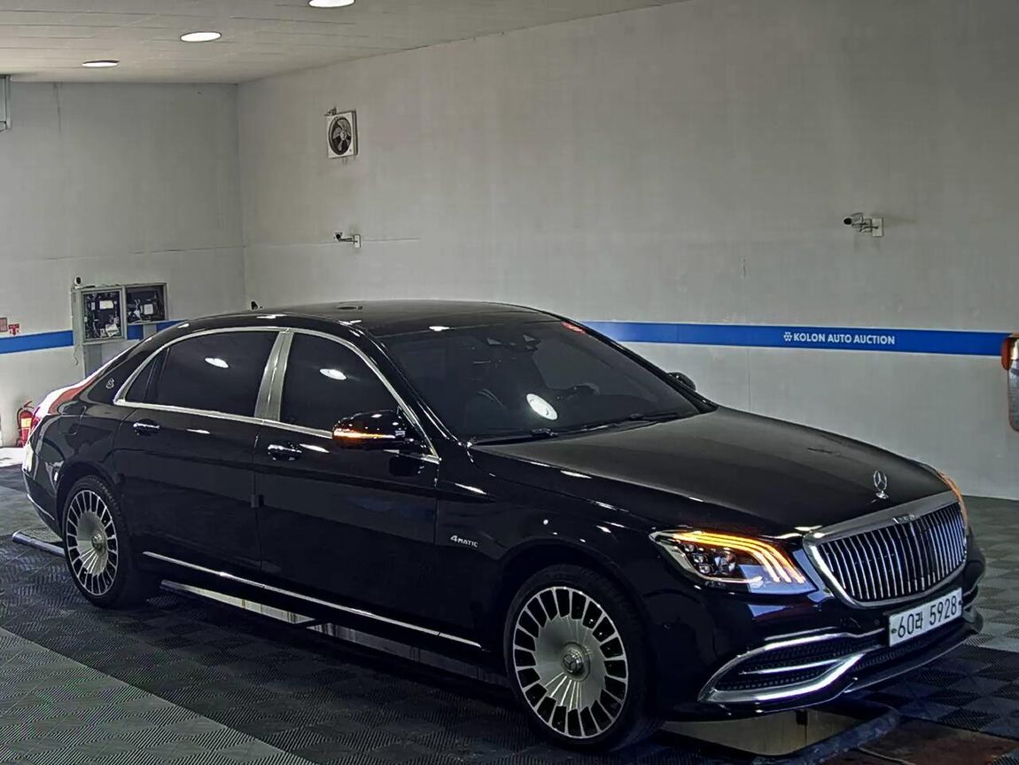 MERCEDES-BENZ S-CLASS (6TH GEN) MAYBACH S560 4MATIC 2019 - zdjęcie 3