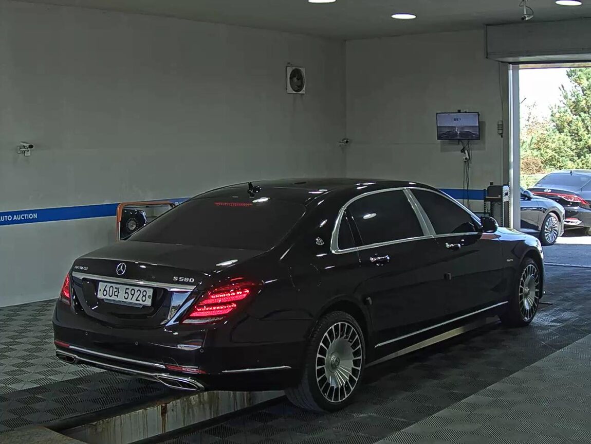MERCEDES-BENZ S-CLASS (6TH GEN) MAYBACH S560 4MATIC 2019 - zdjęcie 5