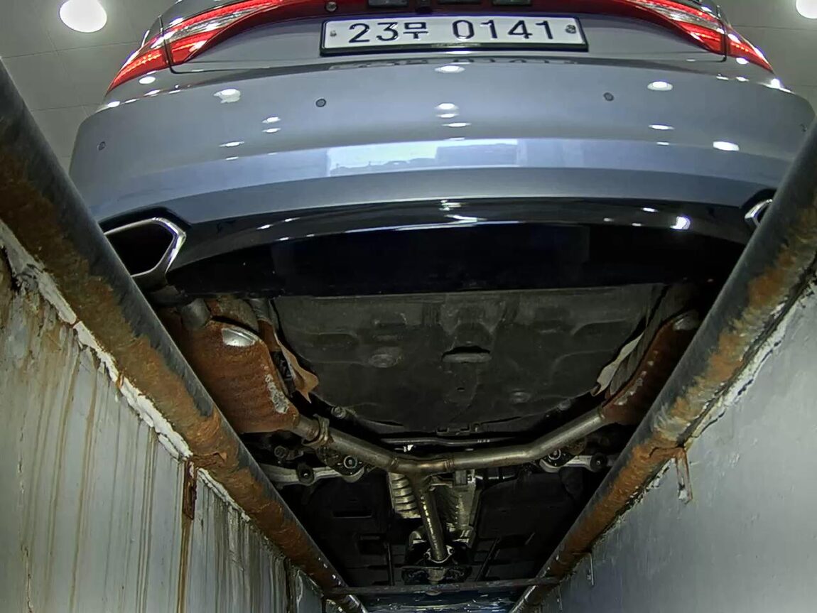 HYUNDAI GRANDEUR HG HG 300 EXCLUSIVE 2016 - zdjęcie 8