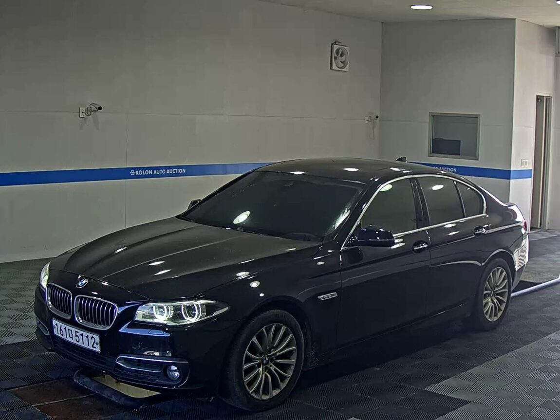 BMW 5 SERIES (6TH GEN) 520d xDRIVE LUXURY LINE PLUS 2016 - zdjęcie 2