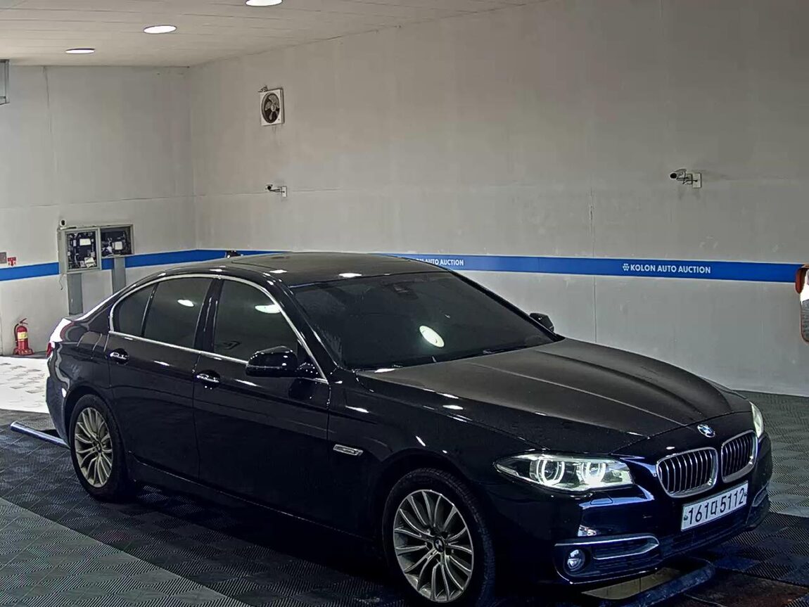 BMW 5 SERIES (6TH GEN) 520d xDRIVE LUXURY LINE PLUS 2016 - zdjęcie 3