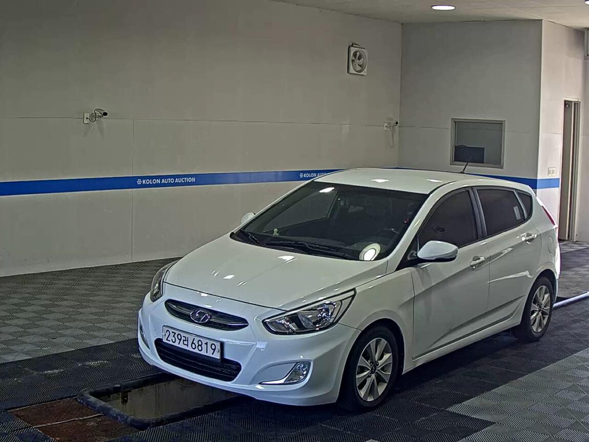 HYUNDAI NEW ACCENT WIT 1.6 VGT MODERN 2017 - zdjęcie 2