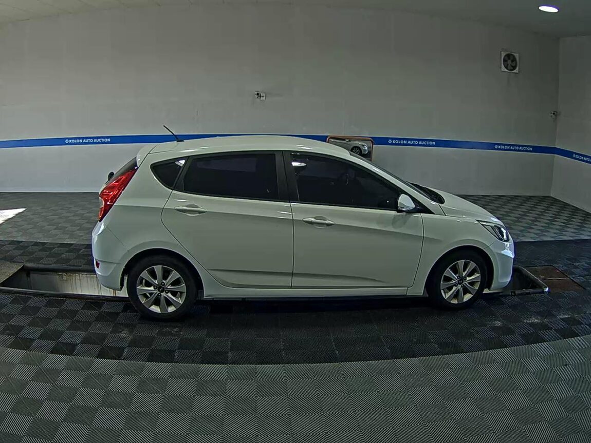 HYUNDAI NEW ACCENT WIT 1.6 VGT MODERN 2017 - zdjęcie 4