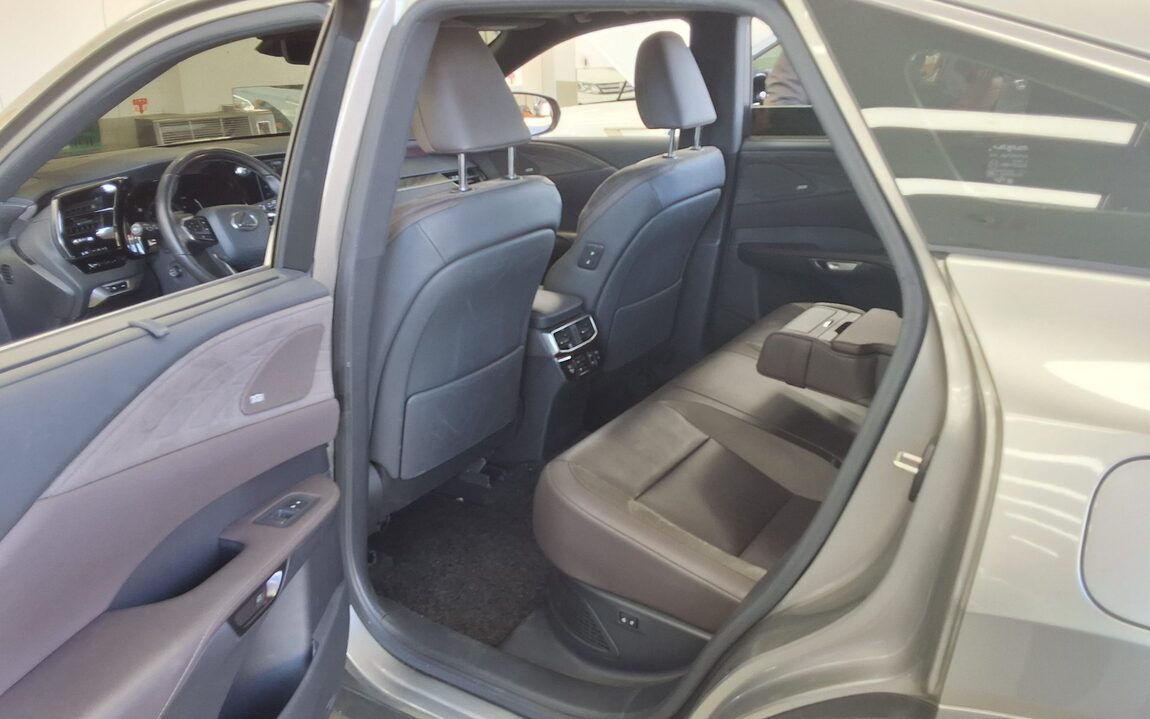 LEXUS RX (5TH GEN) 350h LUXURY 2024 - zdjęcie 12