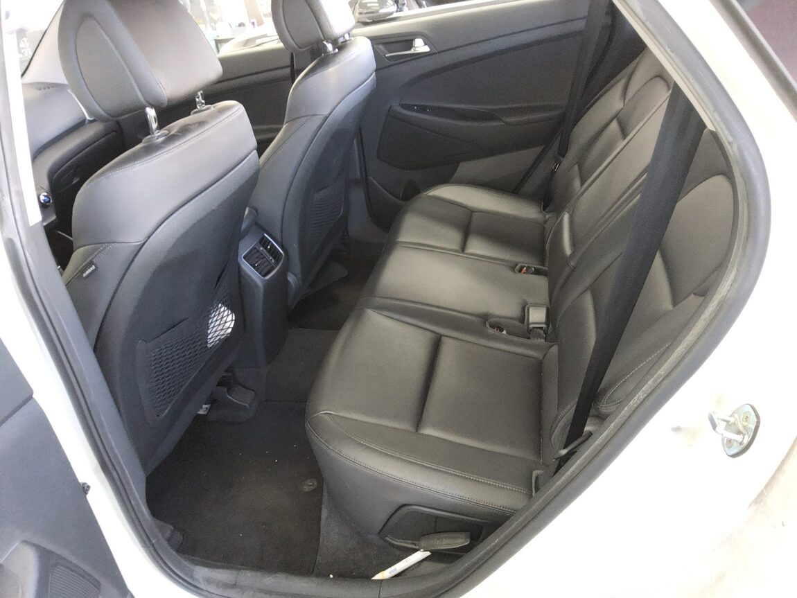 HYUNDAI ALL NEW TUCSON DIESEL 1.7 2WD MODERN 2017 - zdjęcie 14