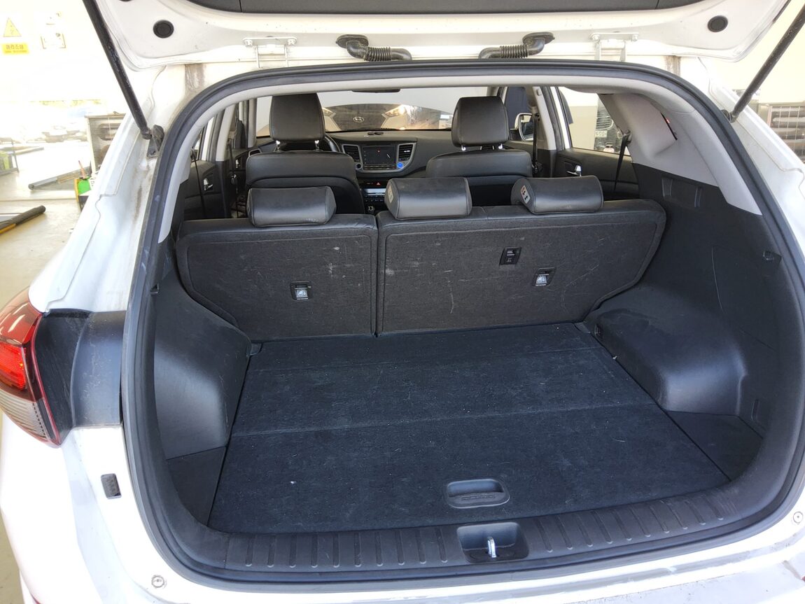 HYUNDAI ALL NEW TUCSON DIESEL 1.7 2WD MODERN 2017 - zdjęcie 11