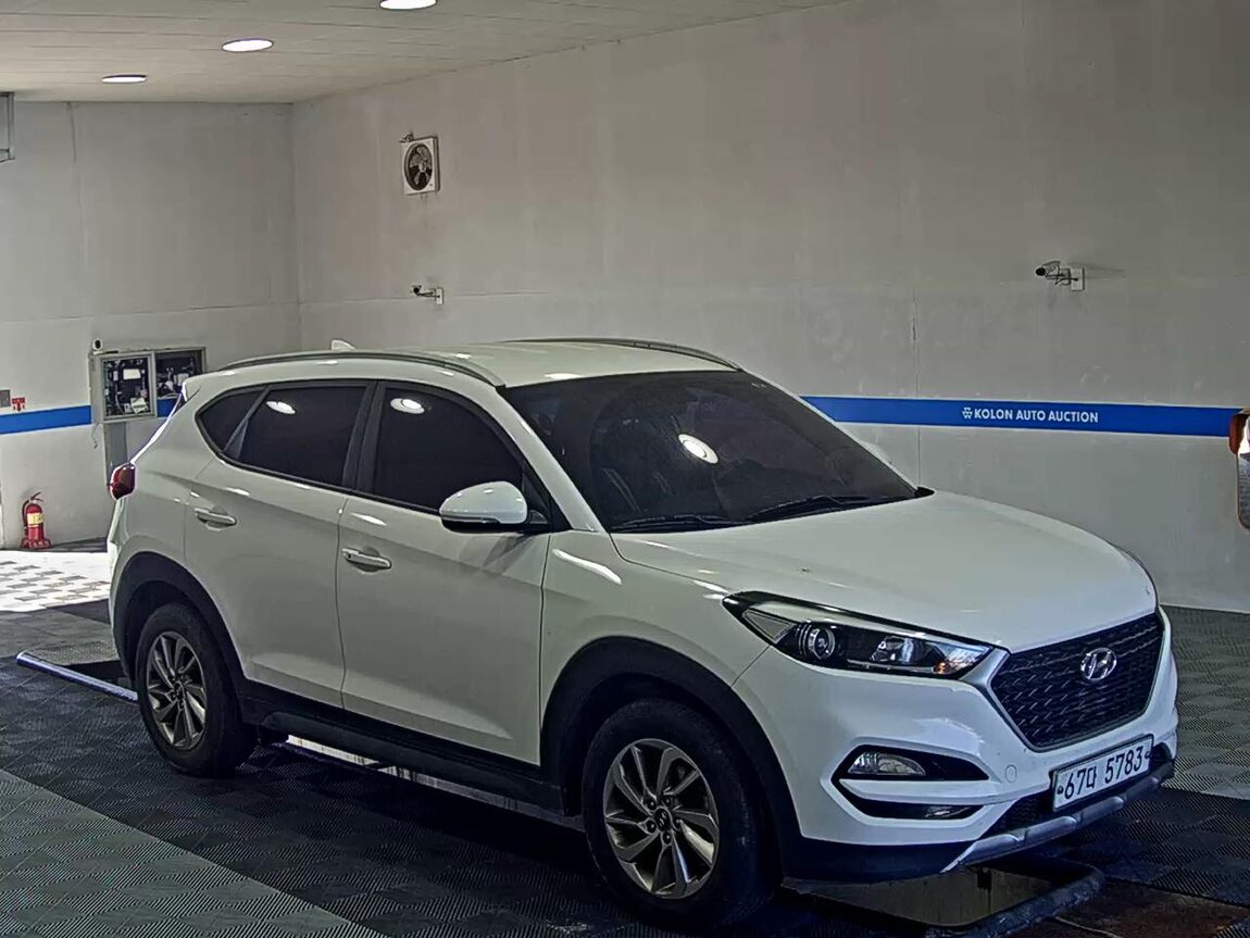 HYUNDAI ALL NEW TUCSON DIESEL 1.7 2WD MODERN 2017 - zdjęcie 23