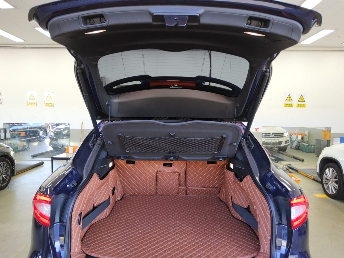 MASERATI LEVANTE 3.0 DIESEL 2017 - zdjęcie 15