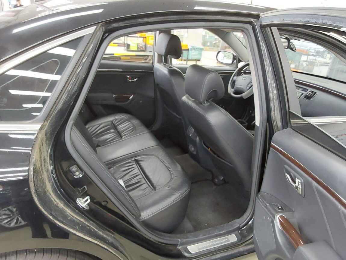 HYUNDAI GRANDEUR NEW LUXURY Q270 LUXURY 2009 - zdjęcie 13