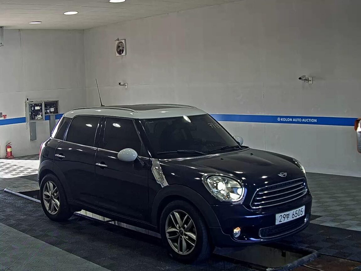MINI COUNTRYMAN 2.0 D 2014 - zdjęcie 3