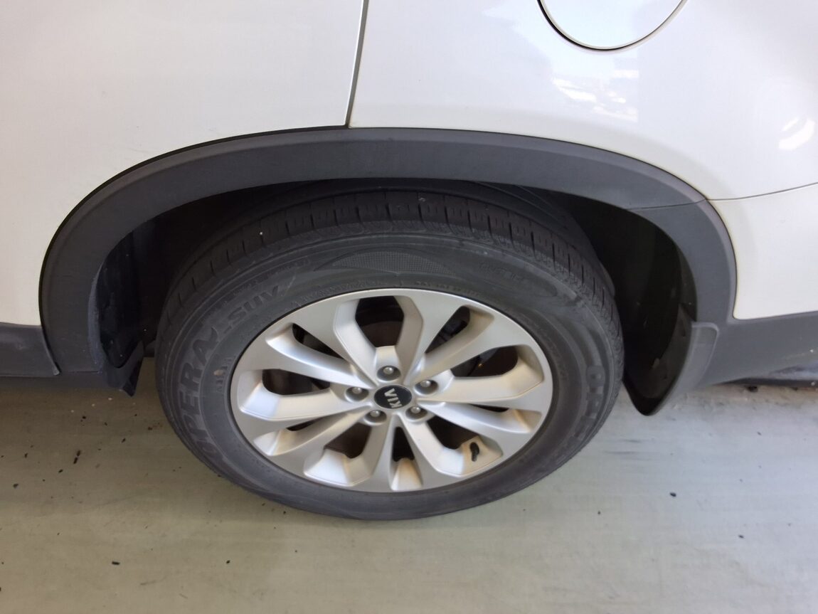 KIA NEW SORENTO R R2.0 2WD TLX 2014 - zdjęcie 21