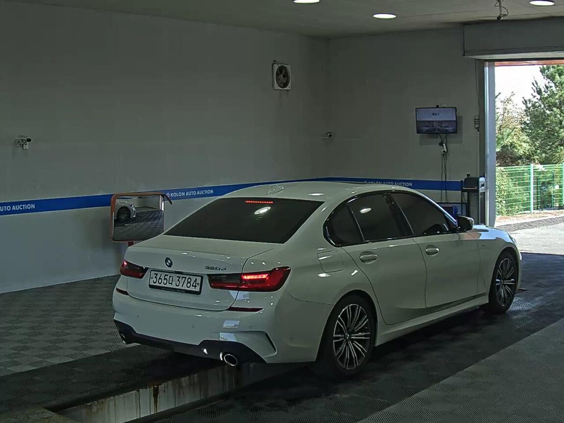 BMW 3 SERIES (7TH GEN) 320d M SPORT PACK 2021 - zdjęcie 5