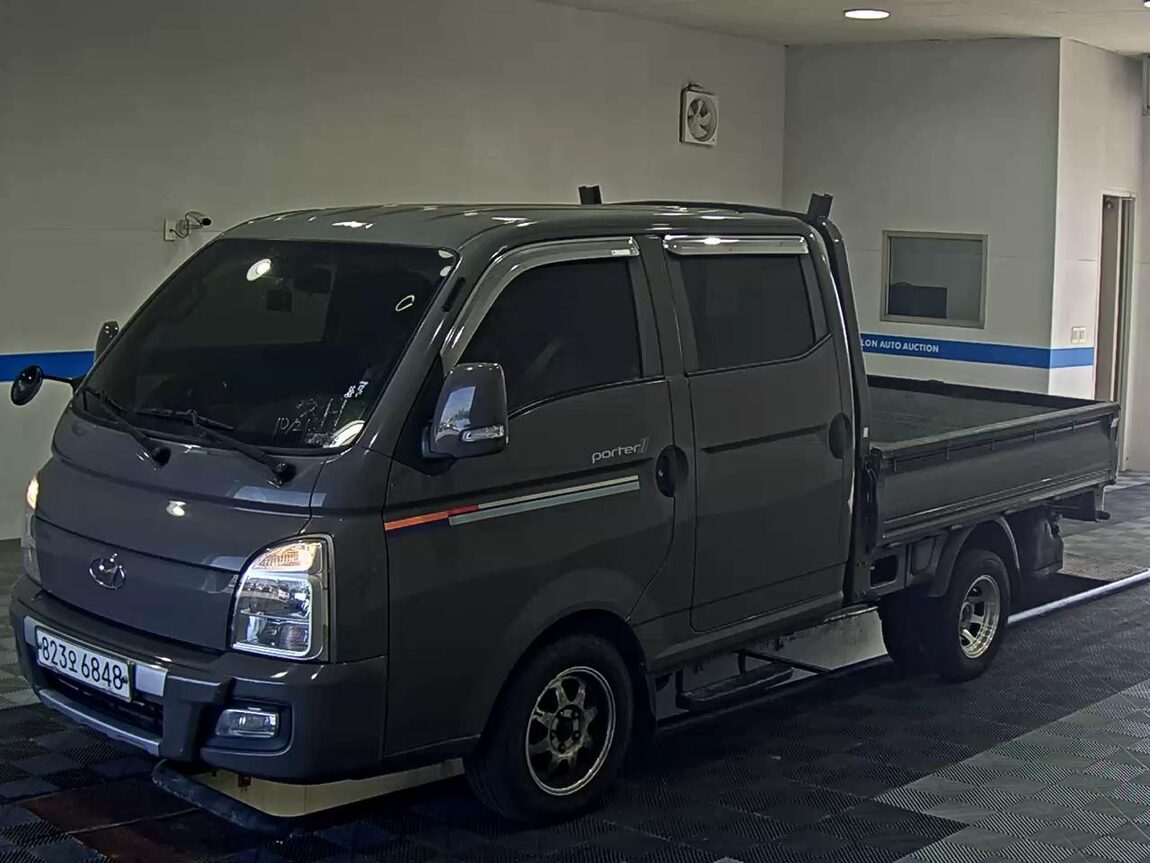 HYUNDAI PORTER II CRDi DOUBLE CAB EXTRA LONG WHEELBASE PREMIUM 2022 - zdjęcie 2