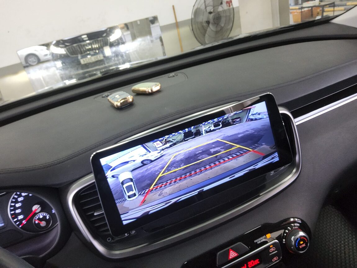 KIA THE NEW SORENTO DIESEL R2.2 2WD PRESTIGE NO.1 EDITION 2018 - zdjęcie 17