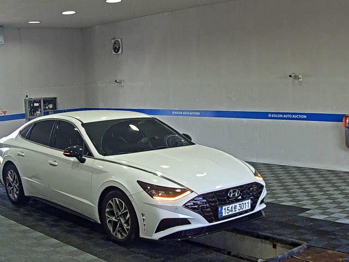 HYUNDAI SONATA (DN8) 1.6 TURBO PREMIUM PLUS 2023 - zdjęcie 3