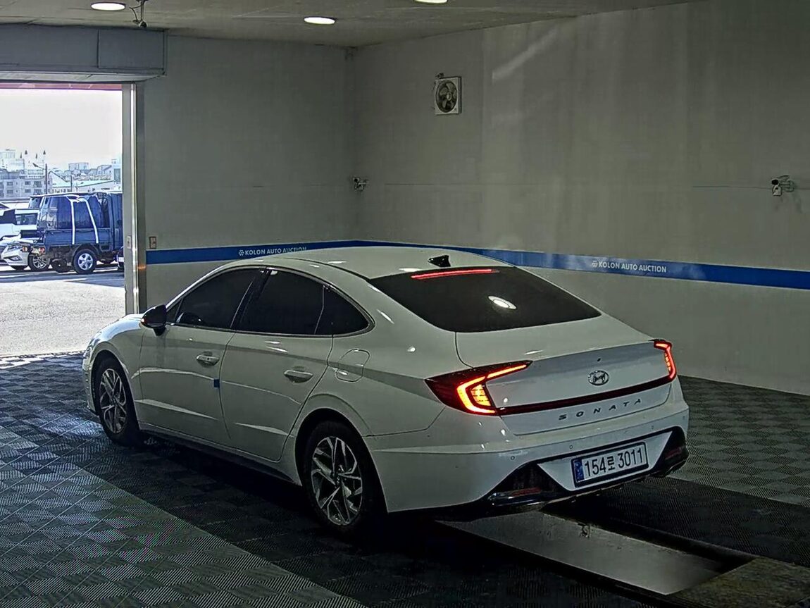 HYUNDAI SONATA (DN8) 1.6 TURBO PREMIUM PLUS 2023 - zdjęcie 6