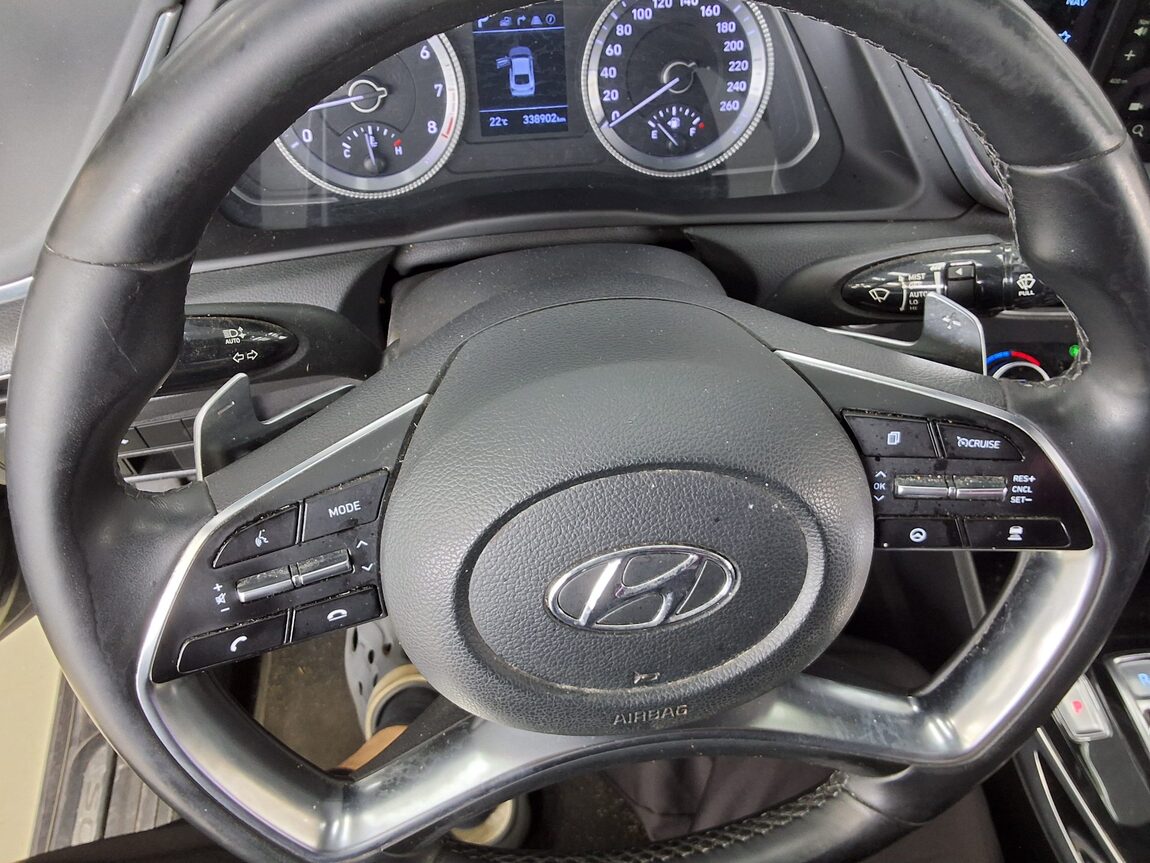 HYUNDAI SONATA (DN8) L2.0 PREMIUM 2020 - zdjęcie 19