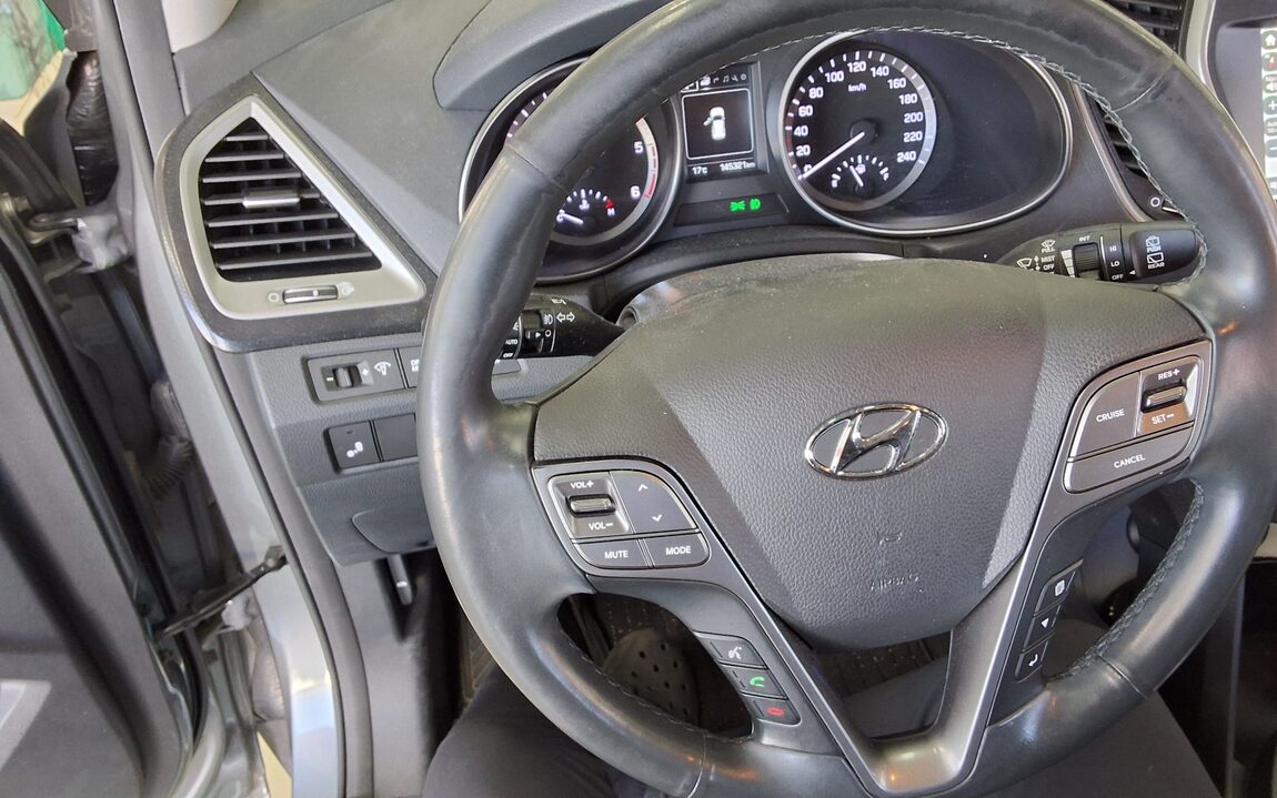 HYUNDAI SANTA FE THE PRIME DIESEL R2.0 2WD VALUE PLUS 2018 - zdjęcie 17