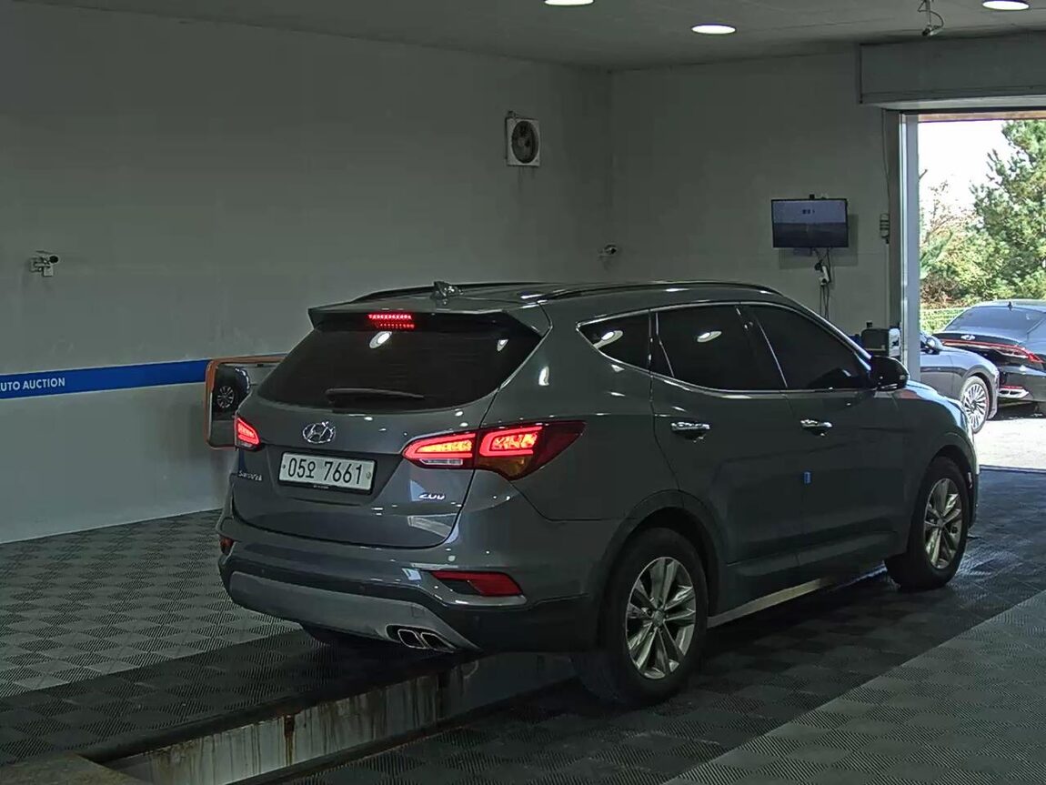 HYUNDAI SANTA FE THE PRIME DIESEL R2.0 2WD VALUE PLUS 2018 - zdjęcie 5