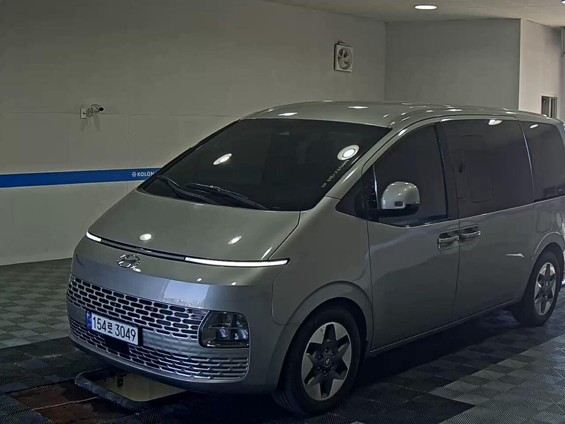 HYUNDAI STARIA 2.2 DIESEL TOURER 9-SEATER 4WD MODERN 2022 - zdjęcie 2