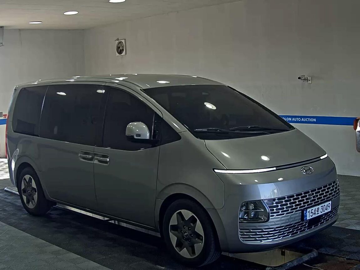 HYUNDAI STARIA 2.2 DIESEL TOURER 9-SEATER 4WD MODERN 2022 - zdjęcie 3