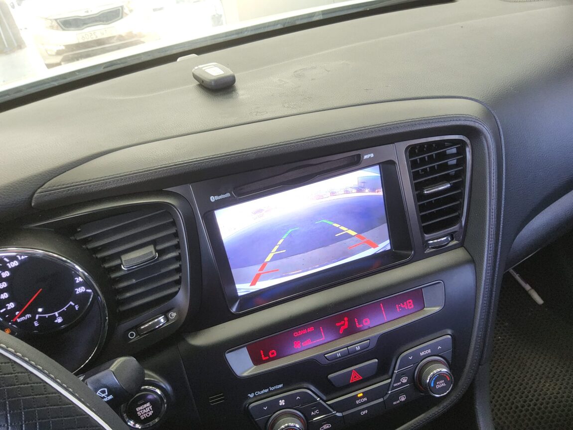 KIA K5 HYBRID PRESTIGE 2013 - zdjęcie 17