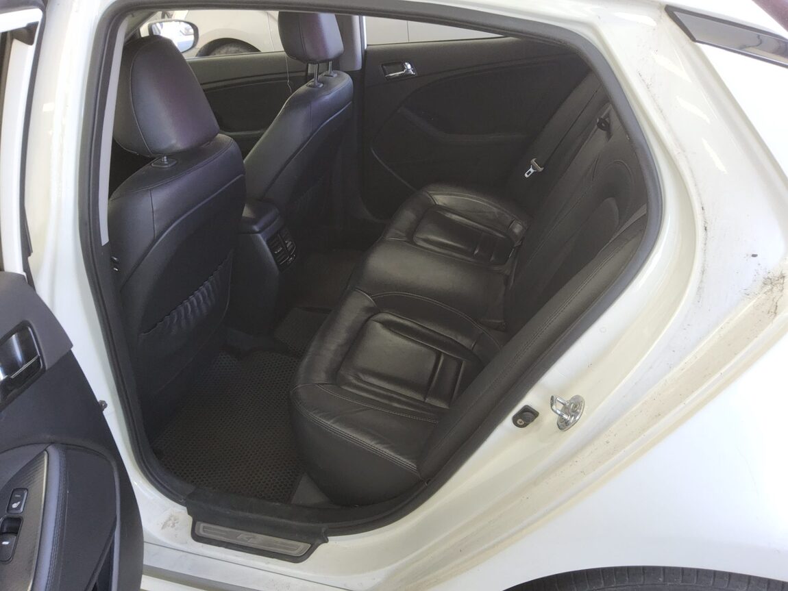 KIA K5 HYBRID PRESTIGE 2013 - zdjęcie 12