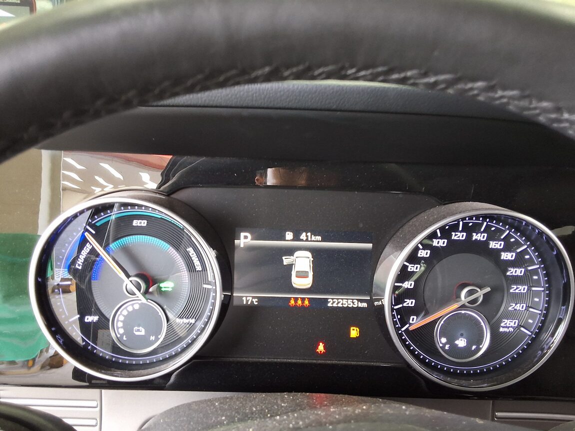 HYUNDAI THE NEW GRANDEUR IG HYBRID 2.4 HEV EXCLUSIVE 2022 - zdjęcie 10