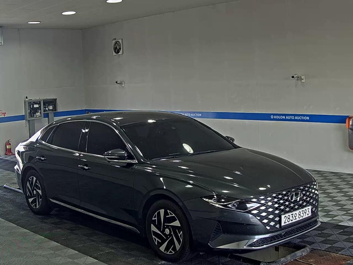 HYUNDAI THE NEW GRANDEUR IG HYBRID 2.4 HEV EXCLUSIVE 2022 - zdjęcie 3