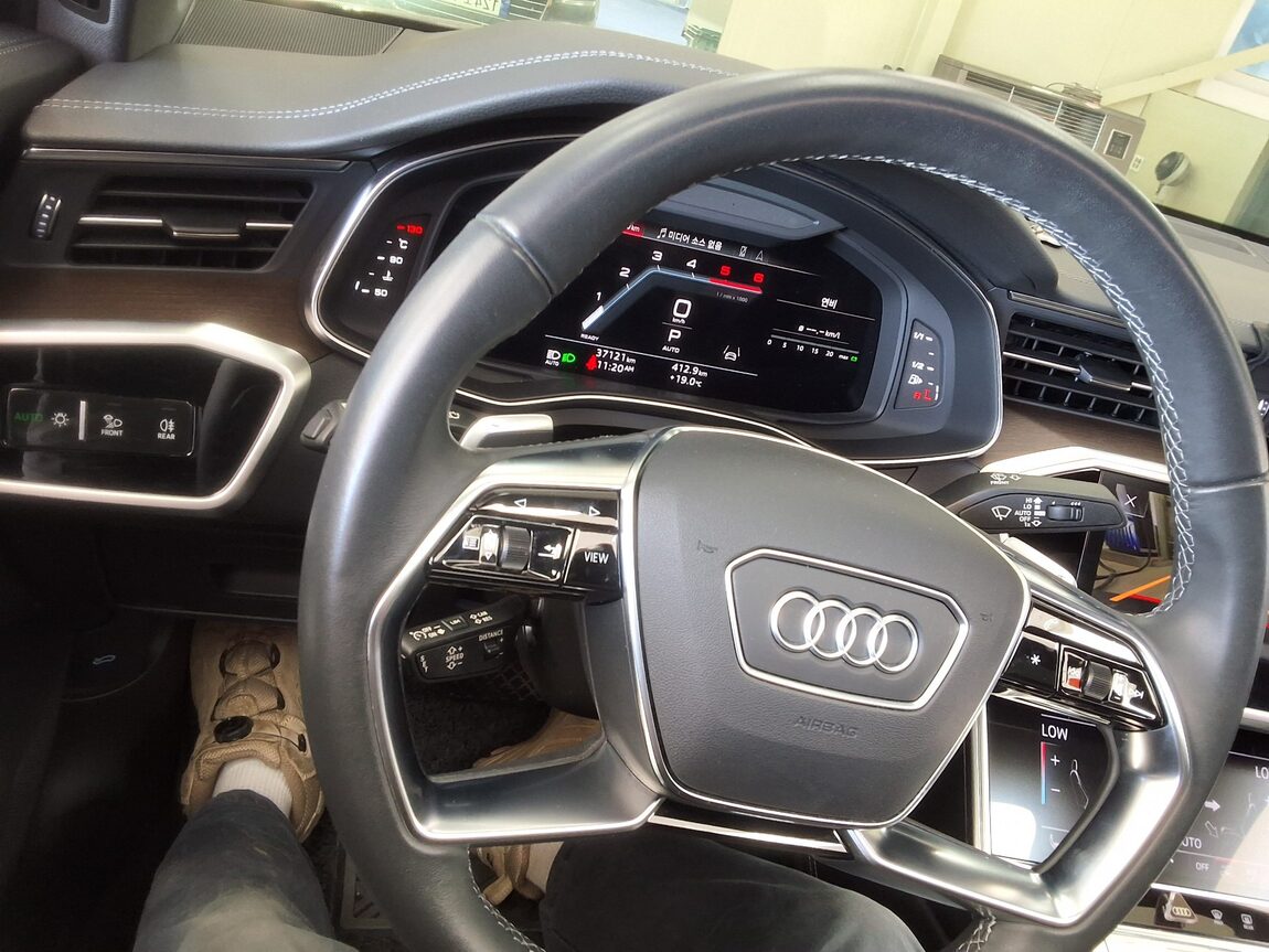 AUDI A6 (5TH GEN) 45 TDI QUATTRO PREMIUM 2023 - zdjęcie 23