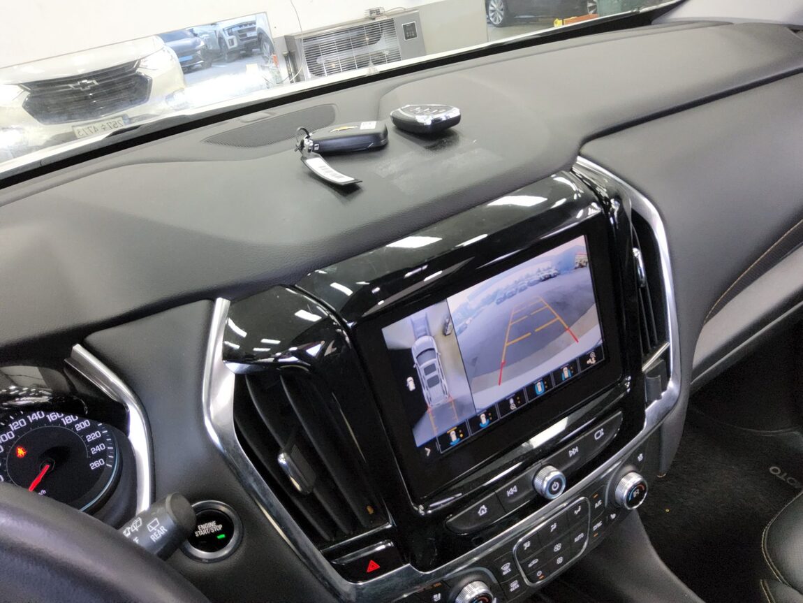 CHEVROLET (DAEWOO) TRAVERSE 3.6 GASOLINE RED LINE 2021 - zdjęcie 18