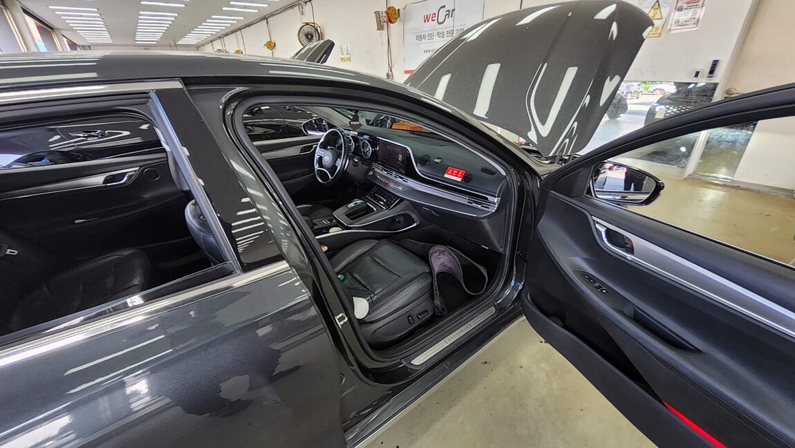 HYUNDAI THE NEW GRANDEUR IG GASOLINE 2.5 PREMIUM CHOICE 2020 - zdjęcie 14