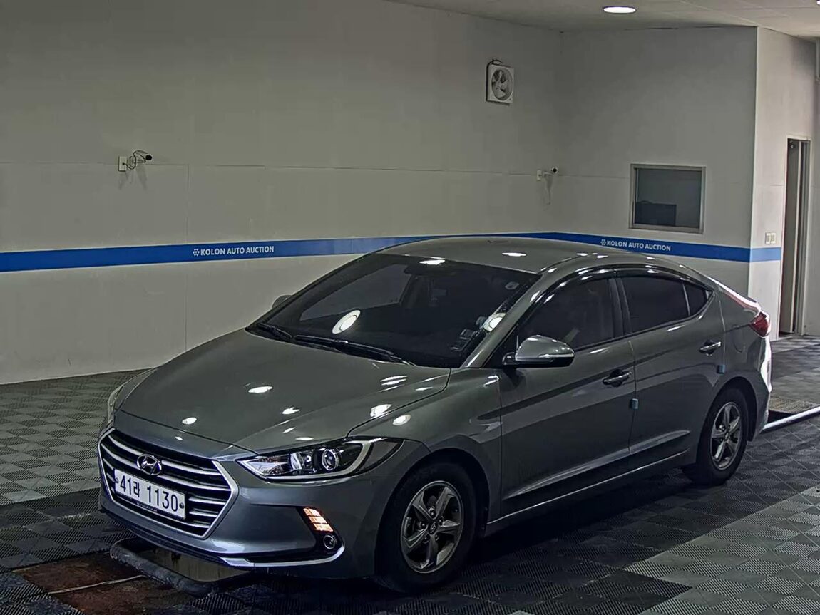 HYUNDAI AVANTE AD 1.6 GDi SMART 2017 - zdjęcie 2